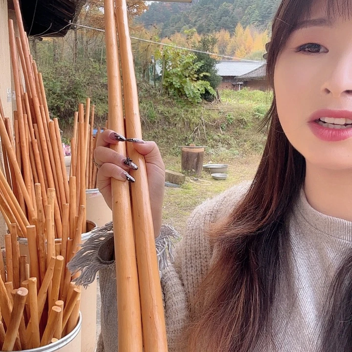 朱***平1556688888888888885