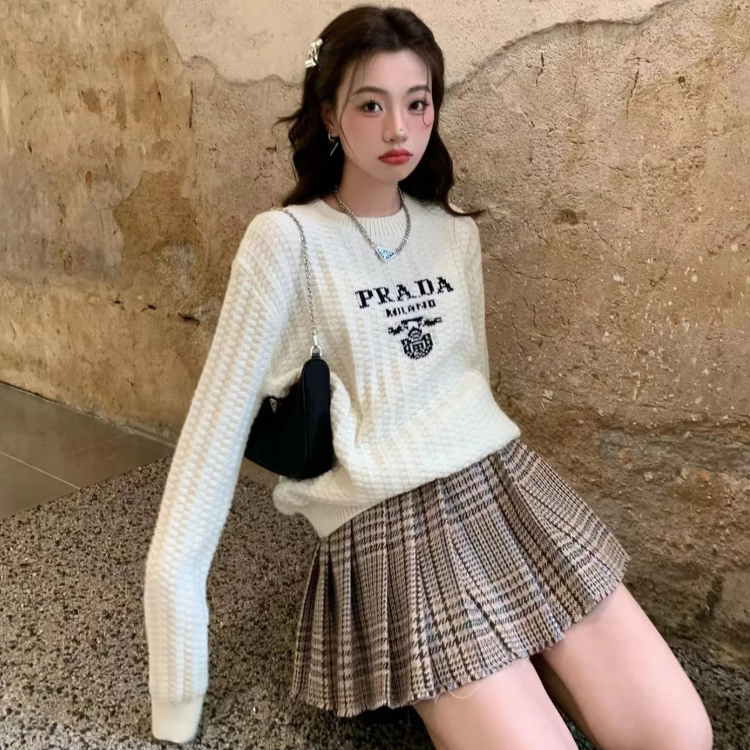 99新 Prada/普拉达 白色字母Logo粗线全棉针织衫 36码 03284