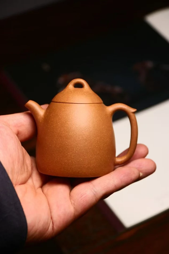 宜兴紫砂壶秦权半手工玉呈窑款100cc