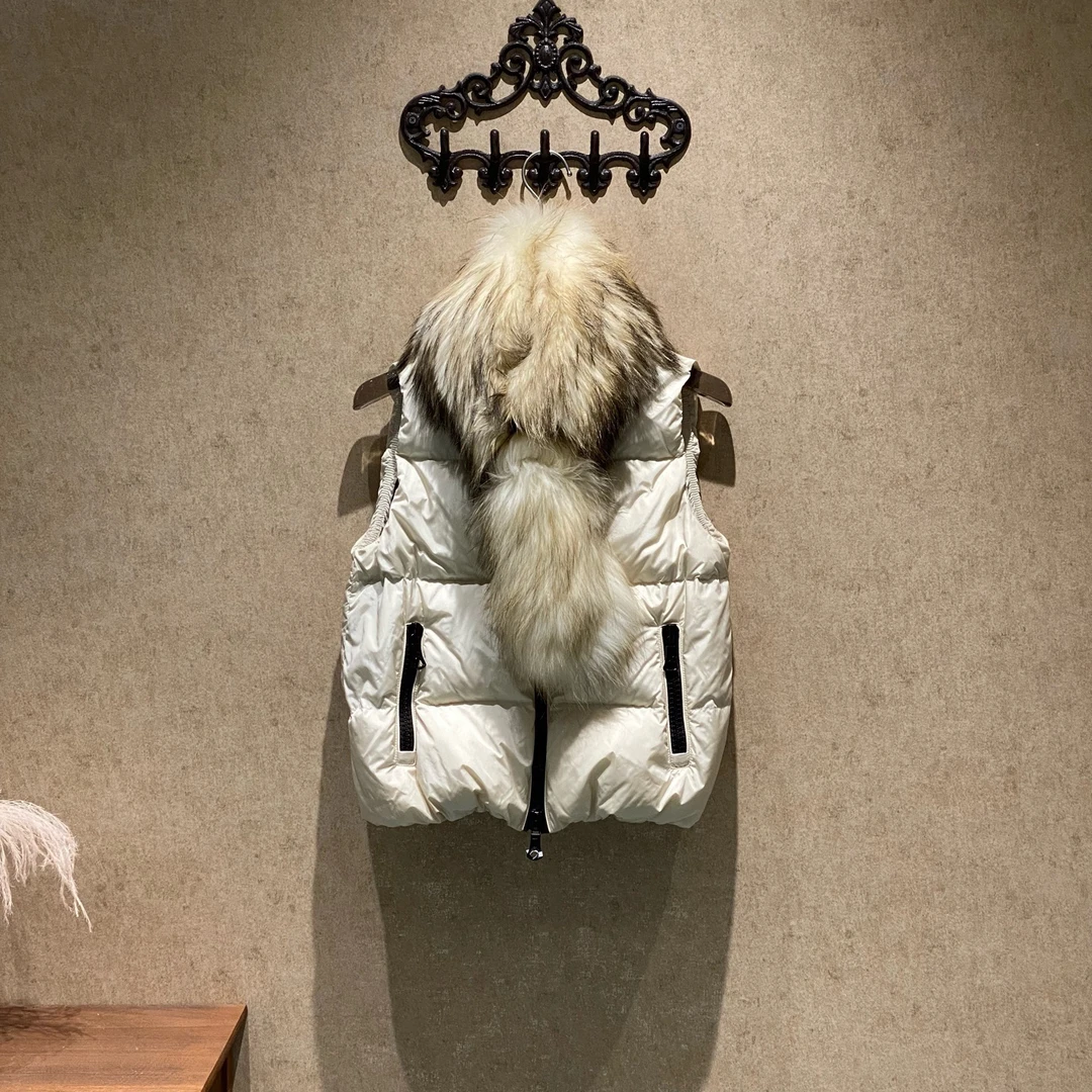 99新 MONCLER Cer米白色皮草毛领羽绒马甲/1码/39151