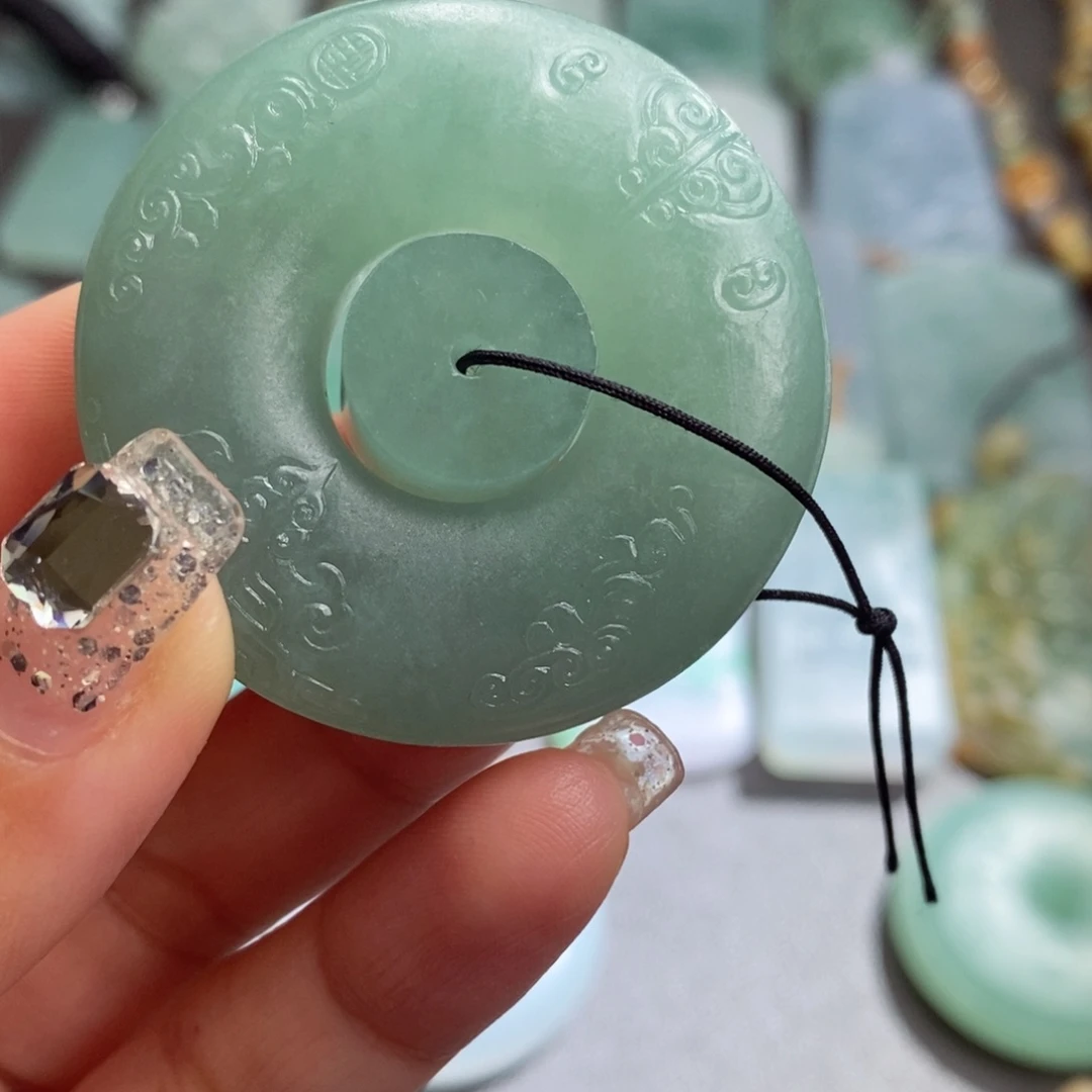 定制翡翠未镶嵌神**赐天然翡翠