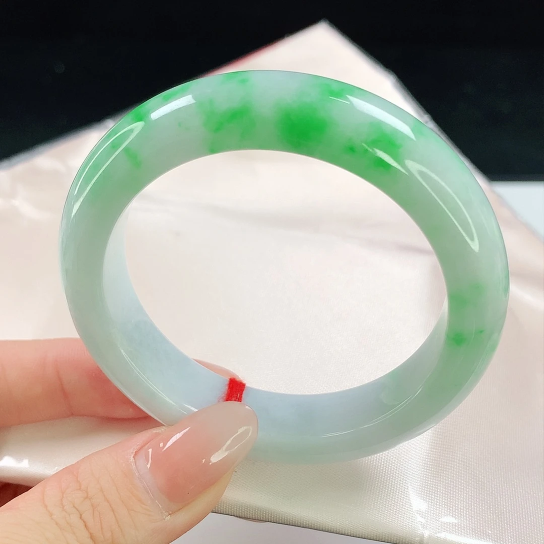 翡翠手镯未镶嵌127翡翠