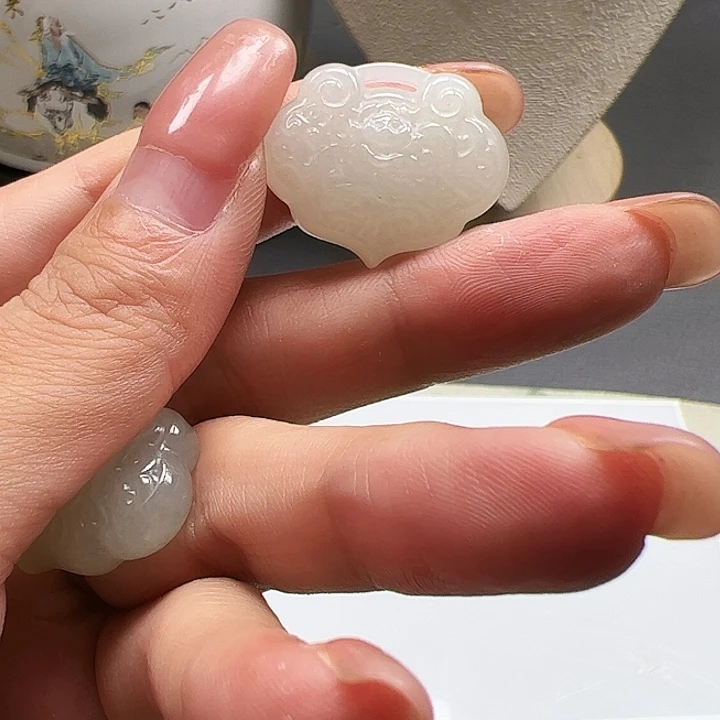 和田玉未镶嵌颈饰3