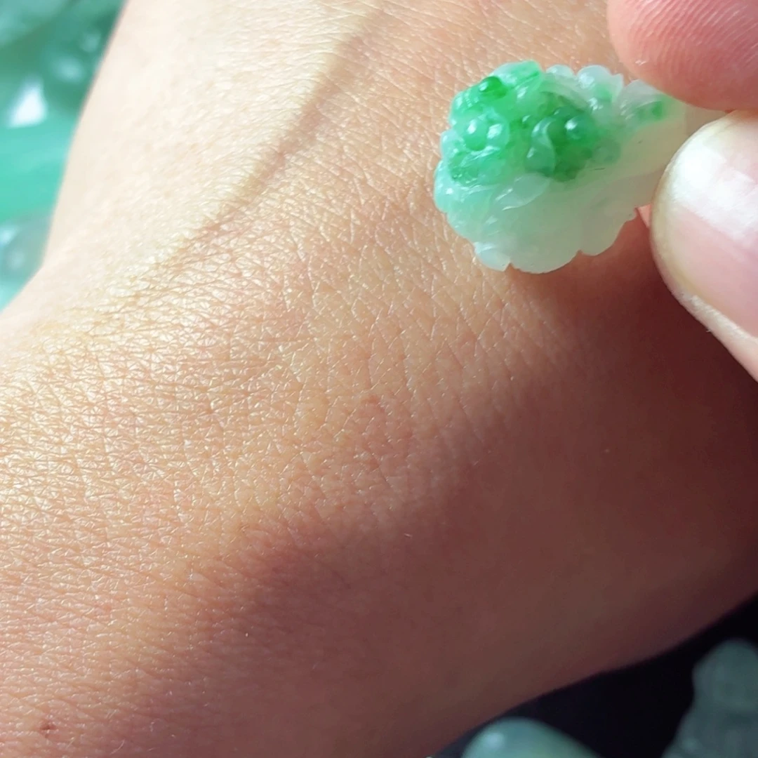 定制翡翠未镶嵌包工