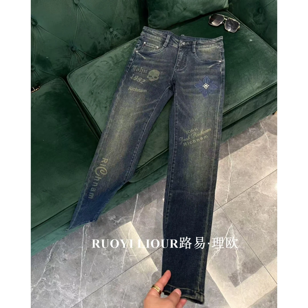 【路易理欧】2024欧货时尚潮流字母骷髅头刺绣保暖秋冬牛仔裤9039