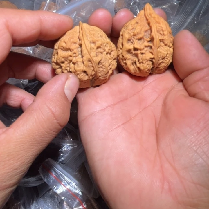 吊坠文玩核桃滇西302