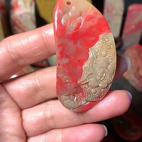 昌化石昌化鸡血石挂件