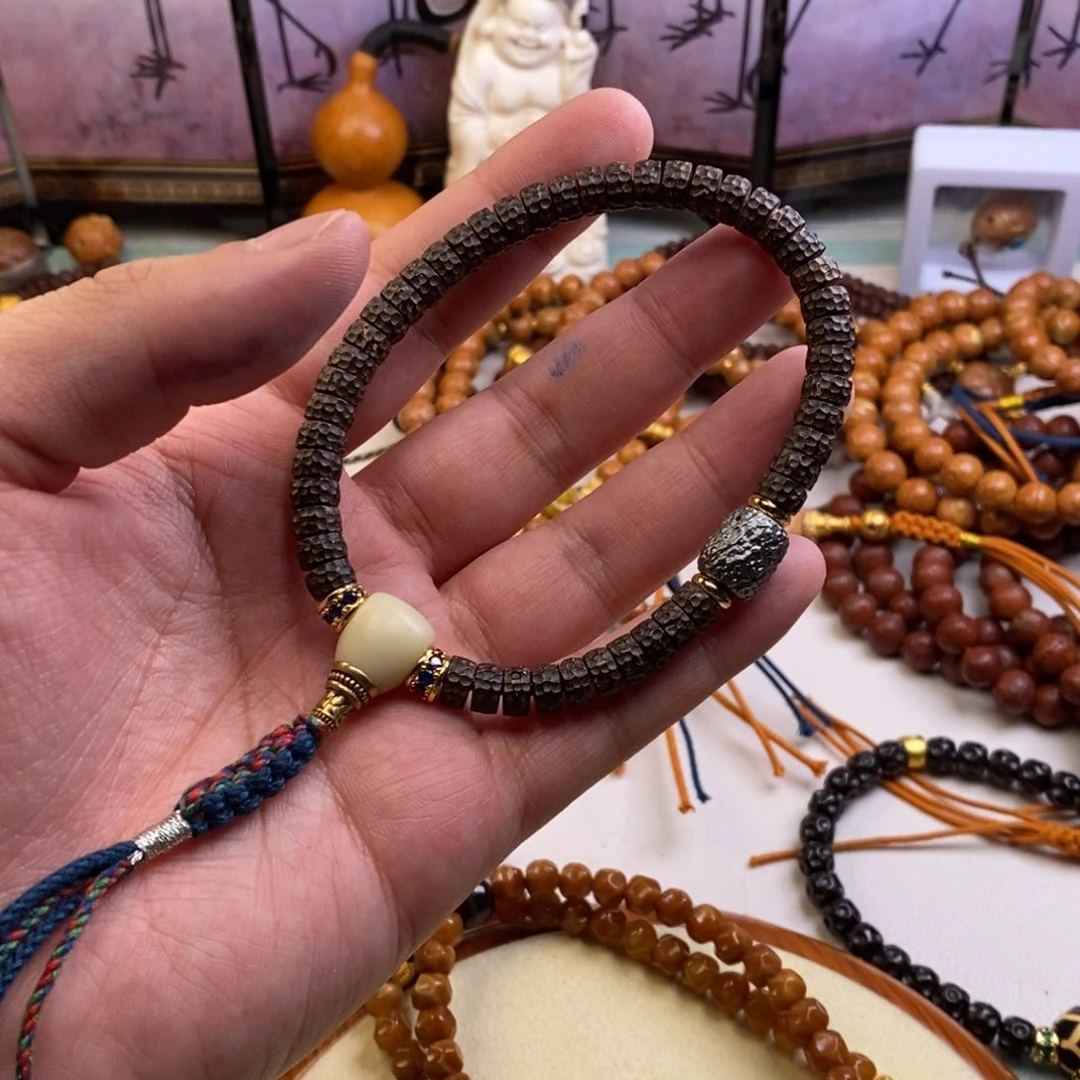 椰蒂吊坠。。。。。。。。