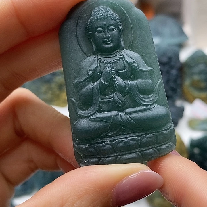 定制翡翠未镶嵌翡翠