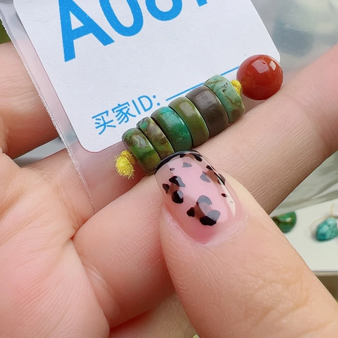 南红玛瑙未镶嵌珠宝奇石