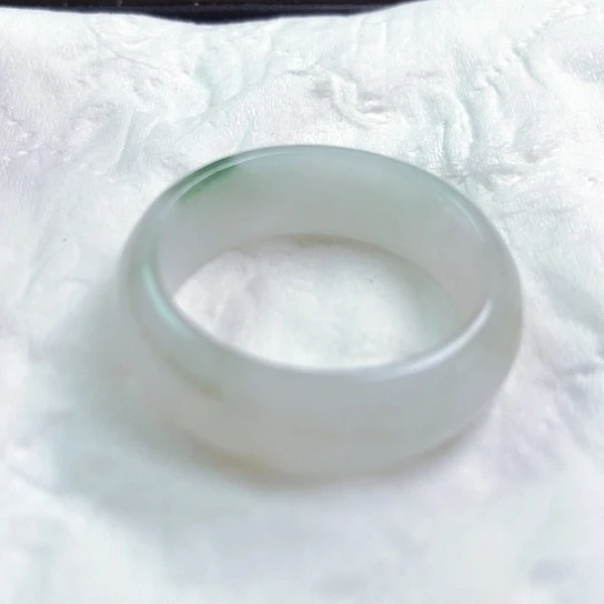 翡翠颈饰未镶嵌橙*?吊坠