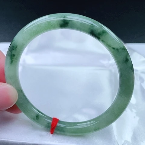 翡翠手镯（圆镯）未镶嵌6号