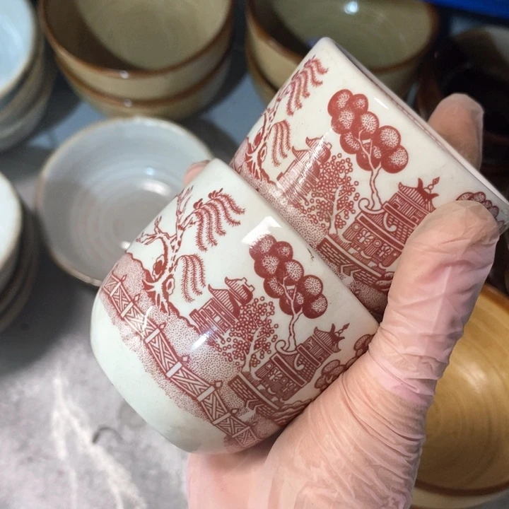 瓷片威基伍德茶杯一对