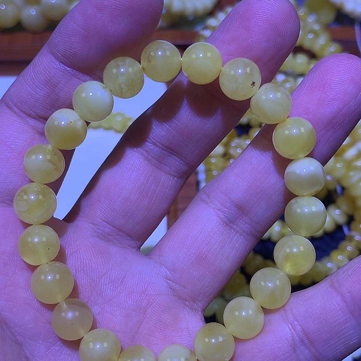 未镶嵌琥珀珠宝奇石