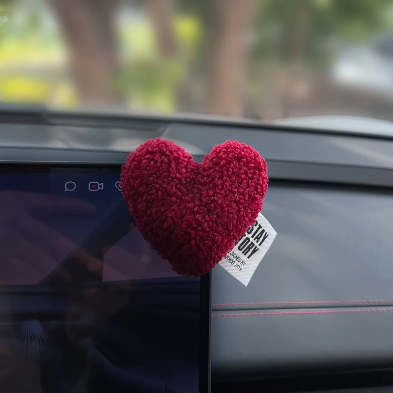 汽车毛绒爱心摆件车载心形前排挂钩女生汽车内饰装饰品多功能挂钩