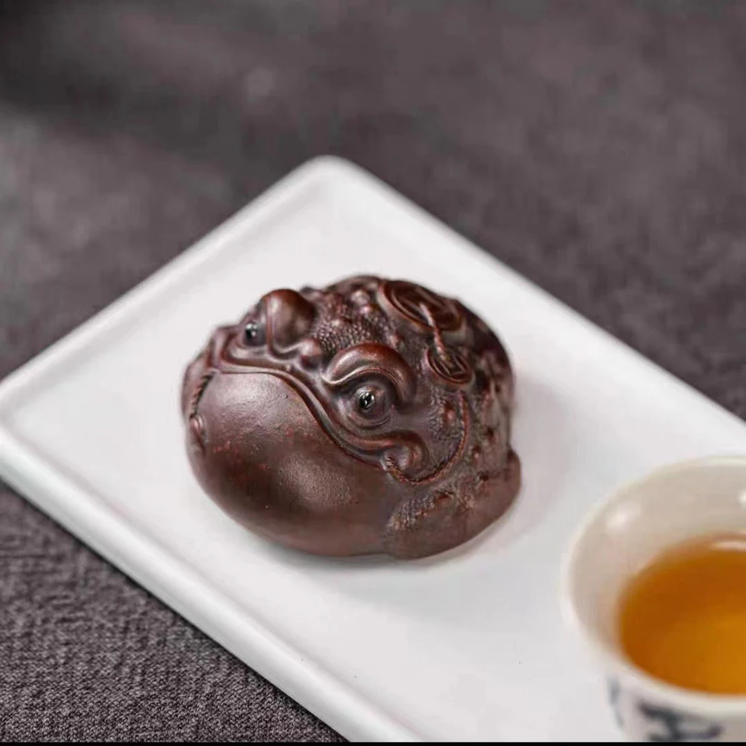 宜兴茶宠地包天金蟾招贝才三足金蟾紫泥手工精制底部刻绘摆件