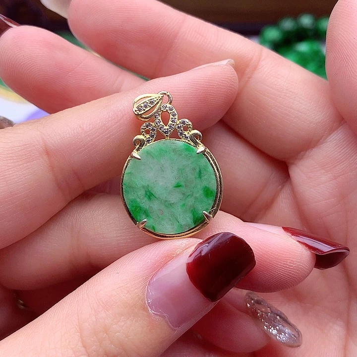 翡翠颈饰银S925镶嵌翡翠