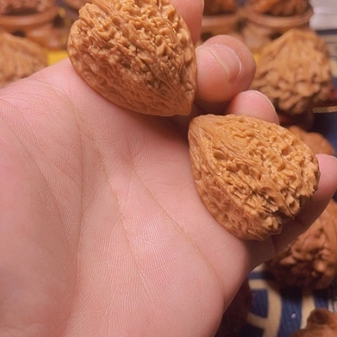 文玩核桃吊坠33塔尖全品