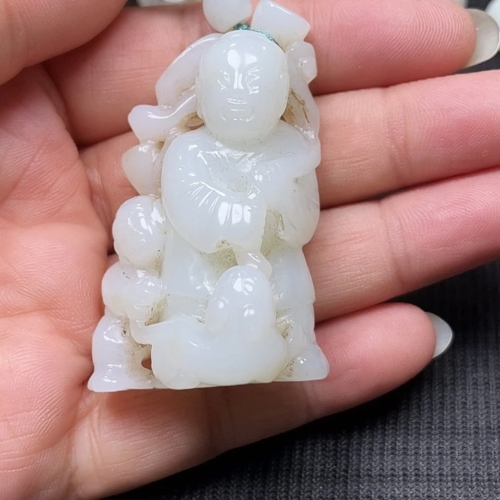 新***器和田玉（白玉）未镶嵌把件