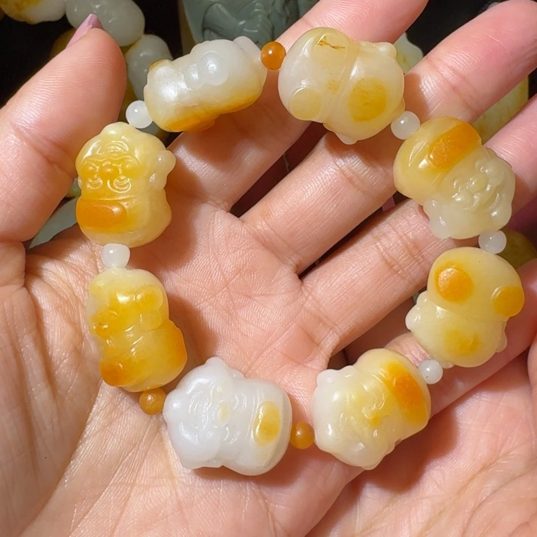 黄***猛和田玉未镶嵌挂件