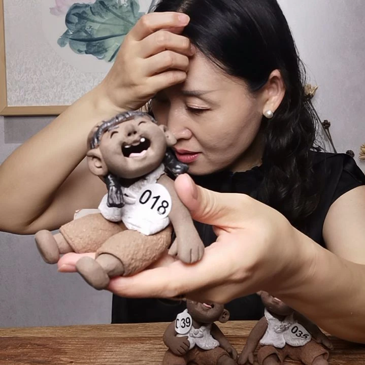 淡***茶紫砂不规则羲娲娃系列作品坐女娃