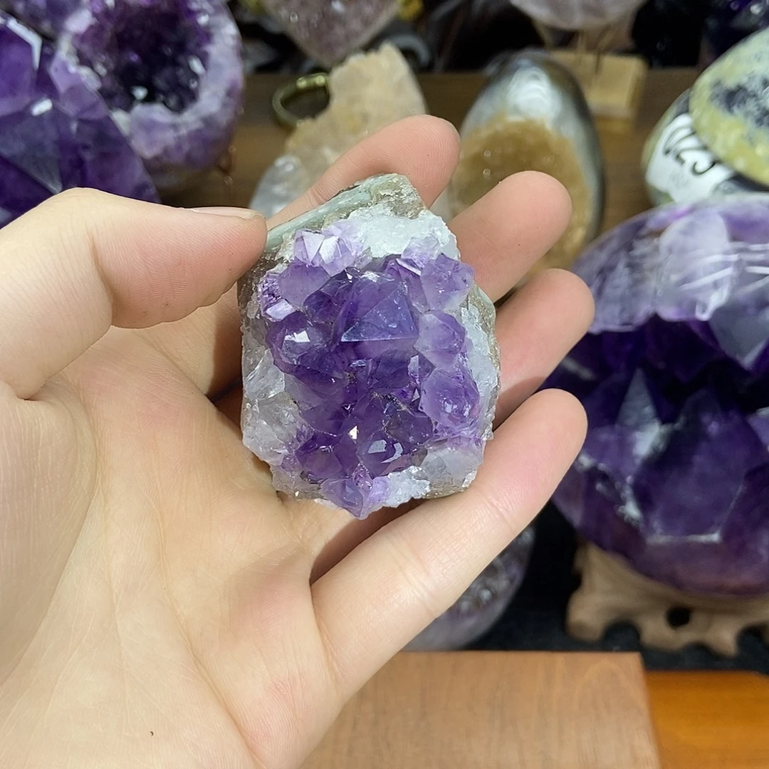 紫晶大型摆件（非配饰）未镶嵌