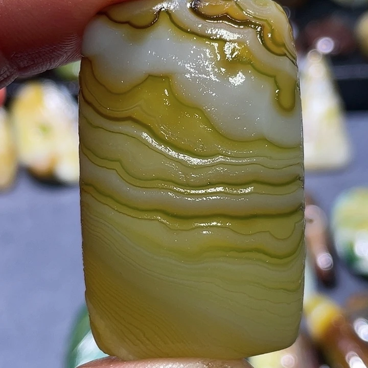 玛瑙/玉髓未镶嵌珠宝奇石