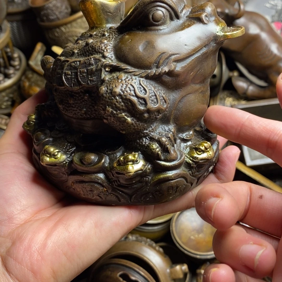 精美铜器做工精良