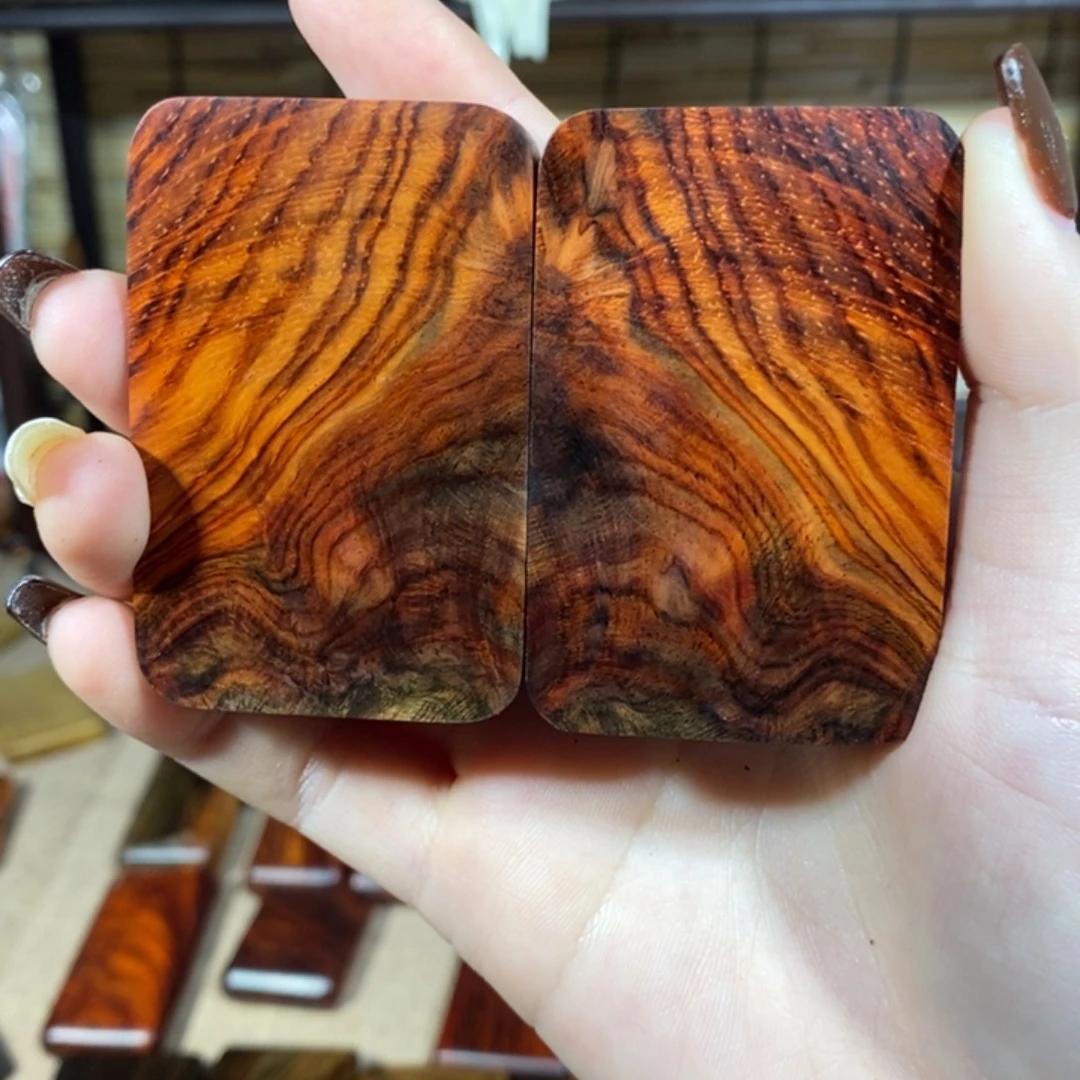 九***歌端景台紫檀木类大红酸枝对牌