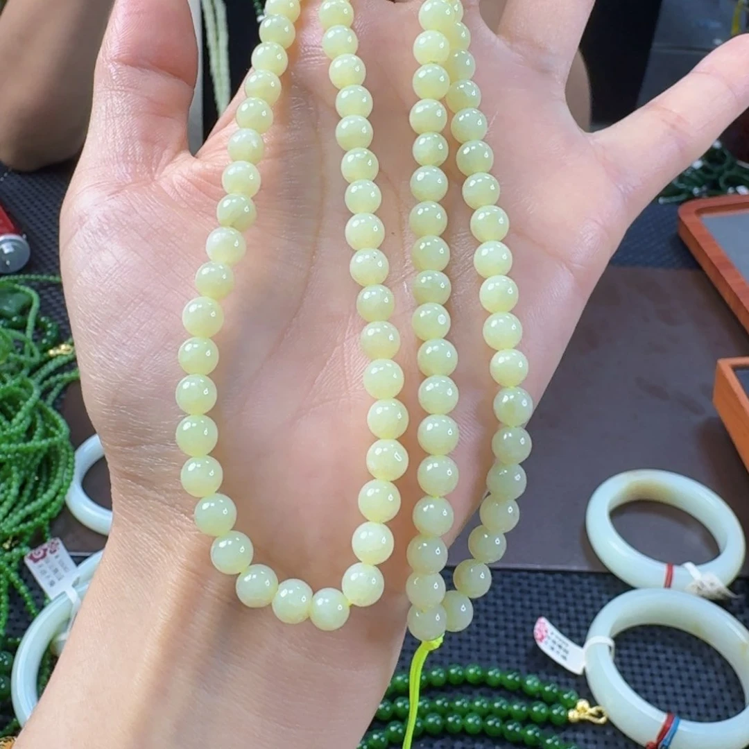 和田玉未镶嵌颈饰卡6