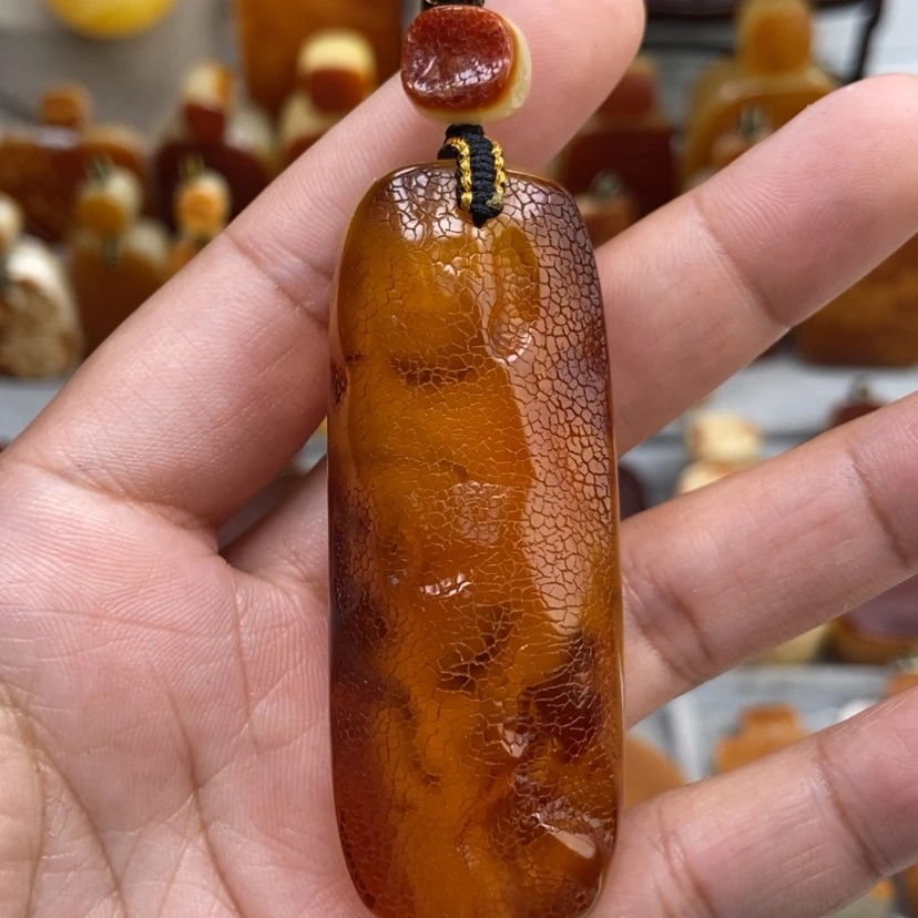 【闪购商品】琥珀颈饰未镶嵌