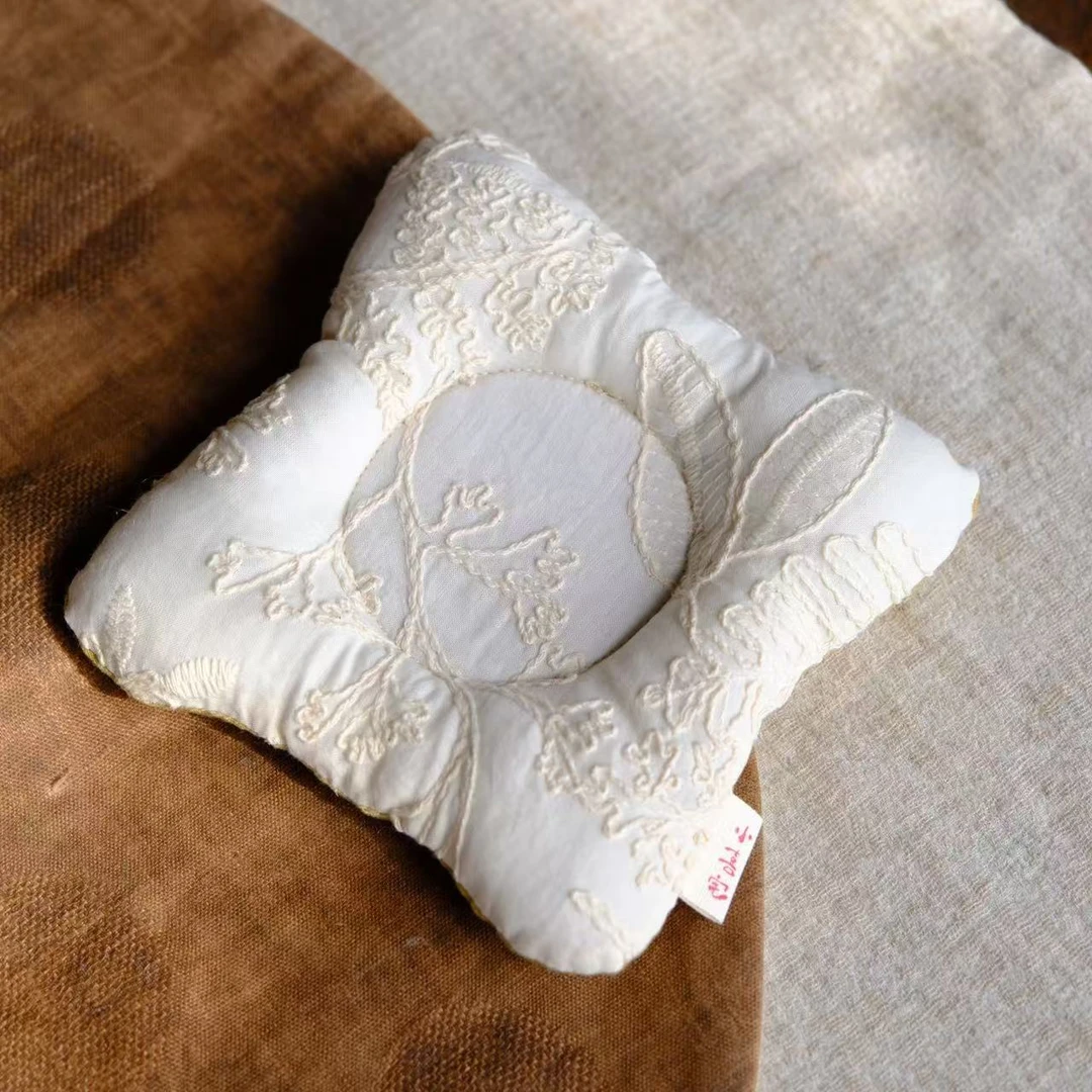 小喜宅 原创布艺杯垫（不知春） 尺寸12cm