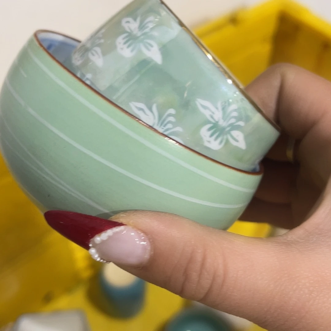 瓷片路*的嗯！羽毛球赛和足球锦标是