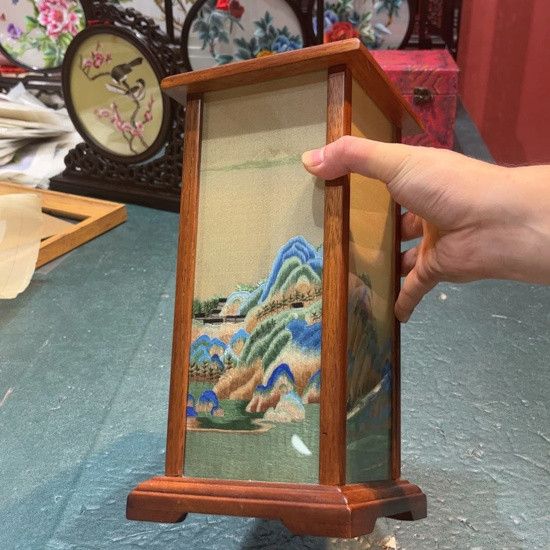 （***）织绣纯手工，纯手工。纯手工。