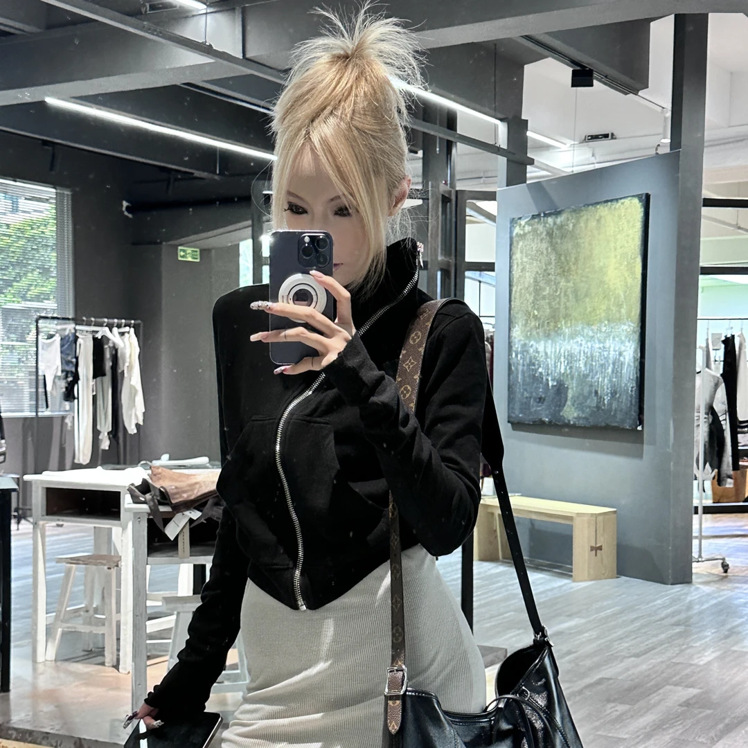 『Qiuuus』R系列高领斜拉链螺纹紧身短款巫师帽外套