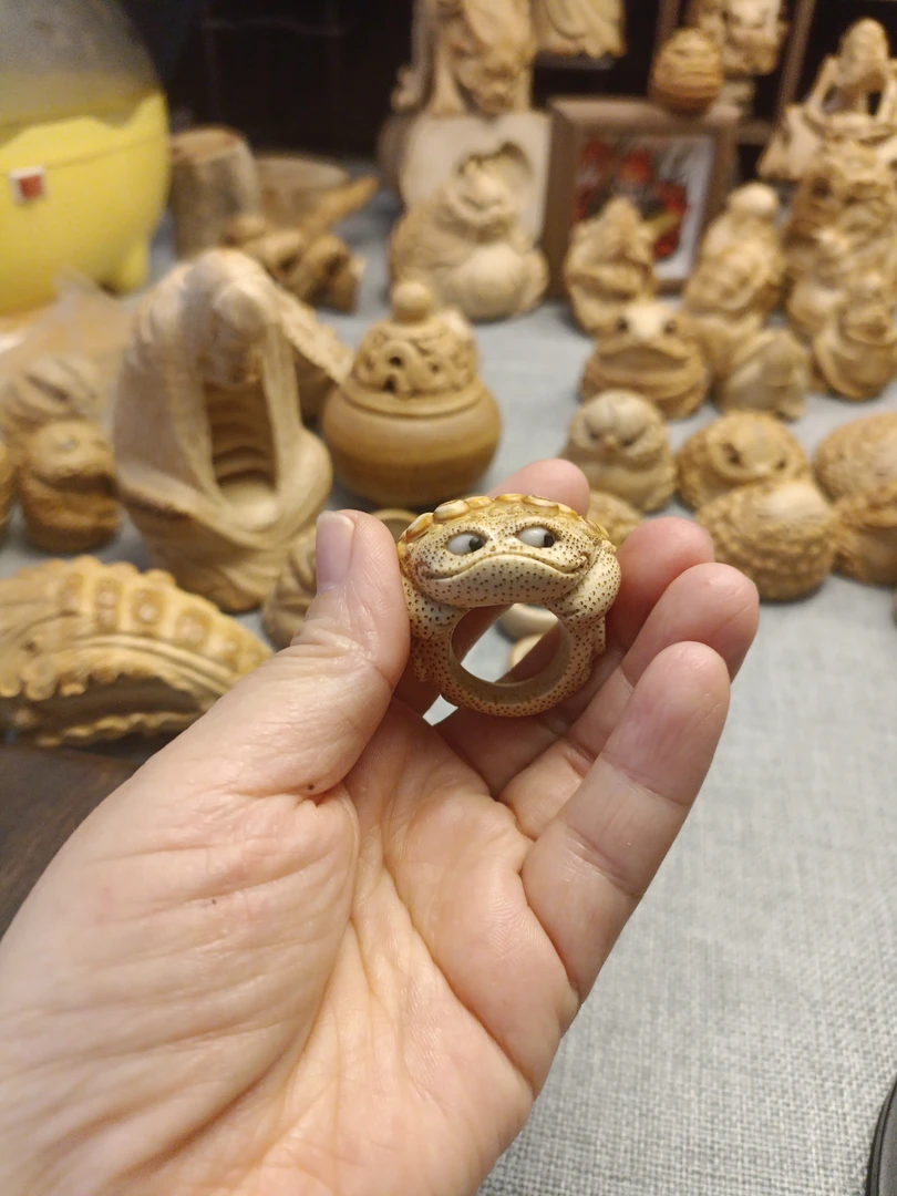 竹根雕呱呱戒指纯手工雕刻