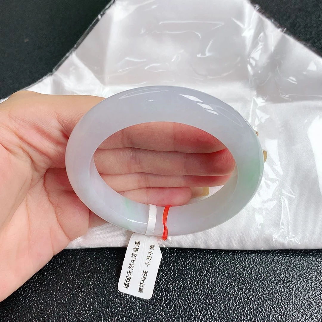 【闪购商品】翡翠手镯未镶嵌，53