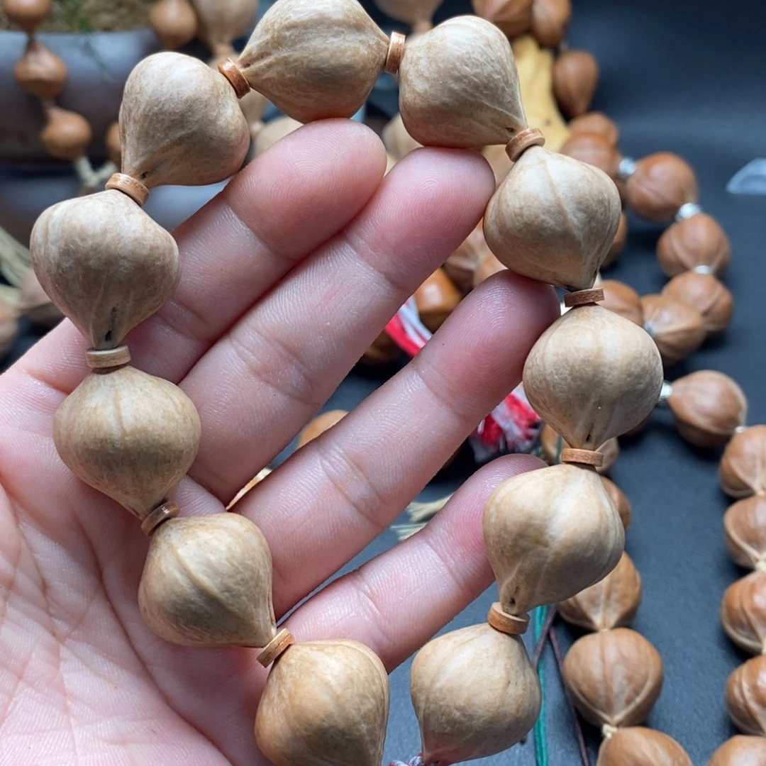 橄榄核吊坠小****猪橄榄核2.1