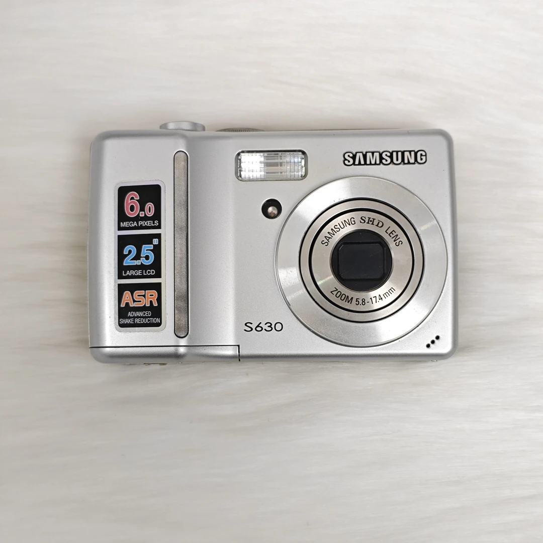 9新 Samsung/三星 s630 银色 出片复古冷白皮 配件齐全