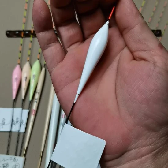 早***上孔雀羽上上签301二号一支2.6克