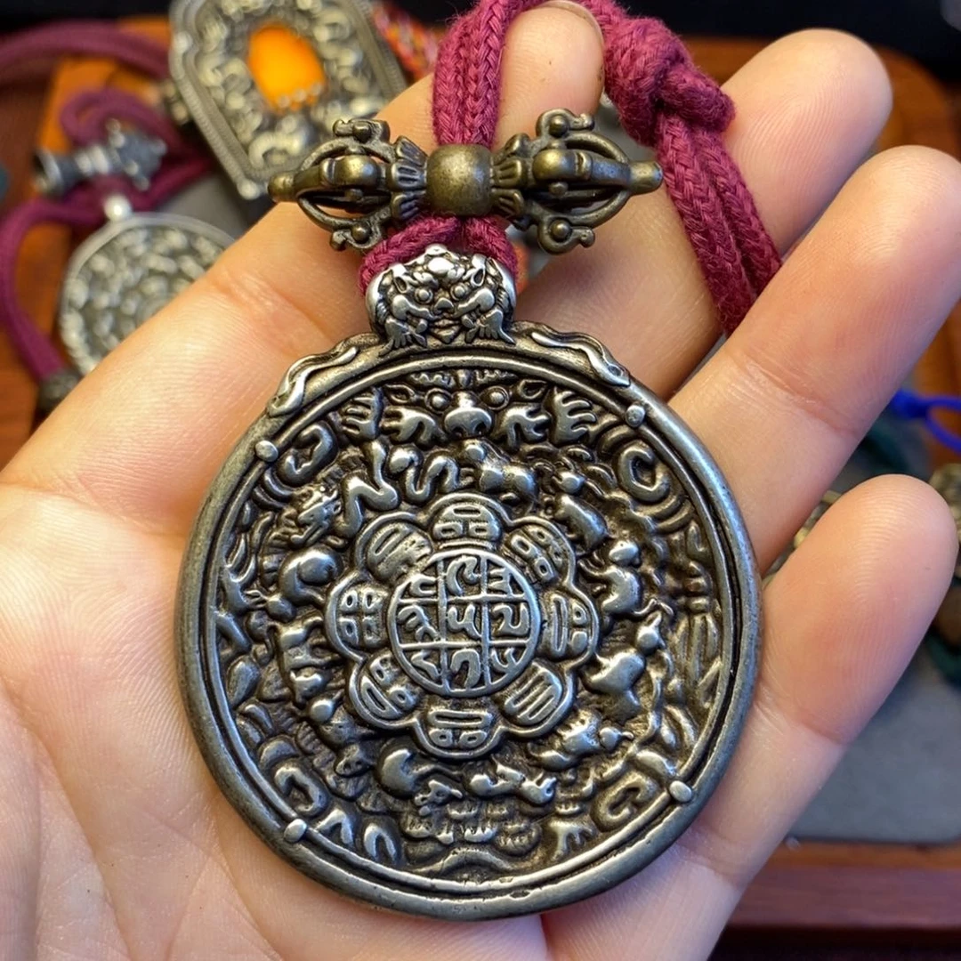 【闪购商品】泥塑孔*辰藏传牌子……