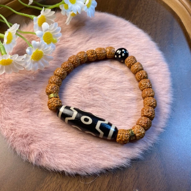 玛瑙油润七眼手串金刚菩提单圈