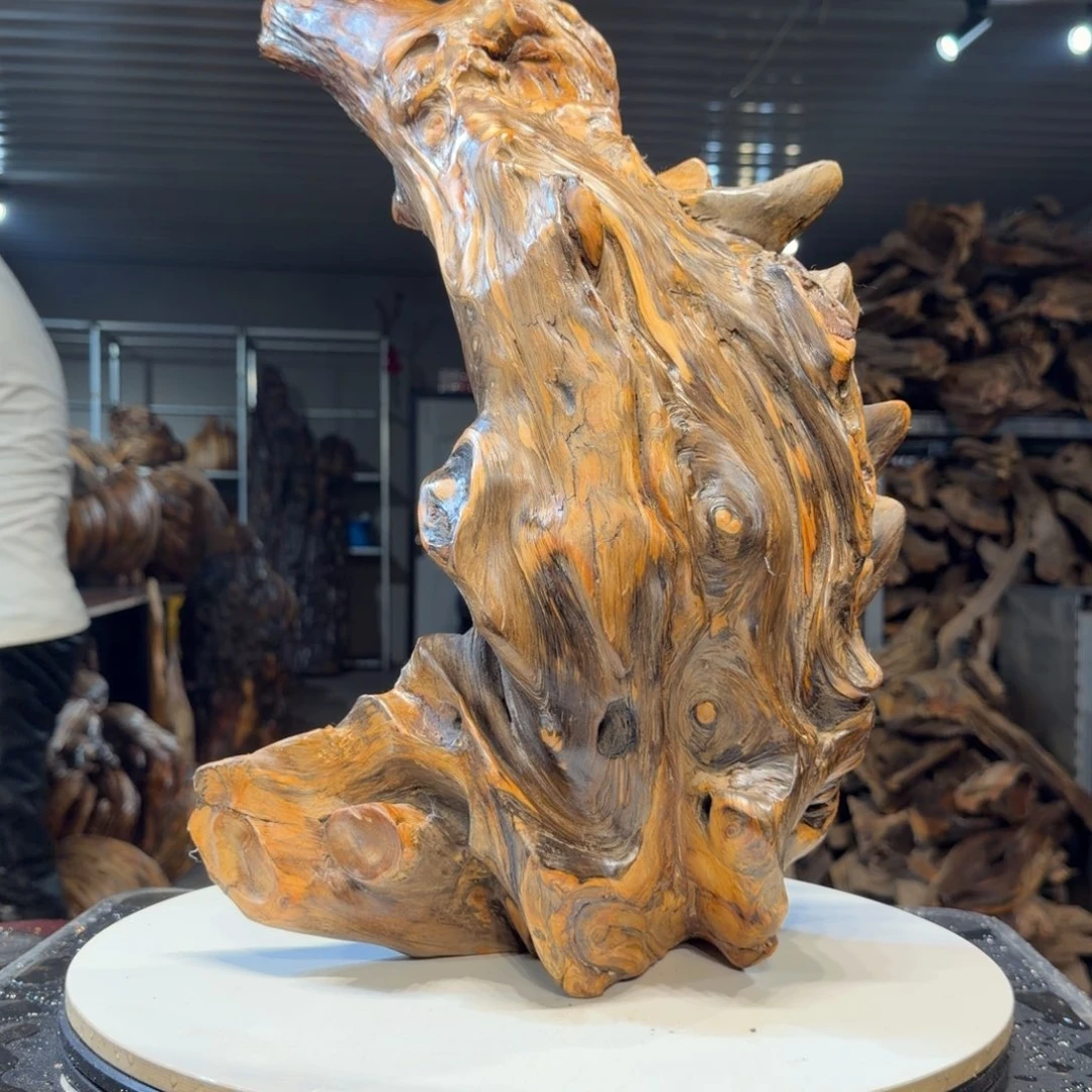 平***心木王一刀琥珀木摆件179