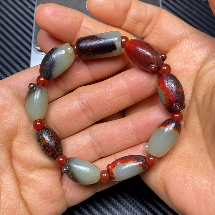 和田玉挂件未镶嵌笑**湖