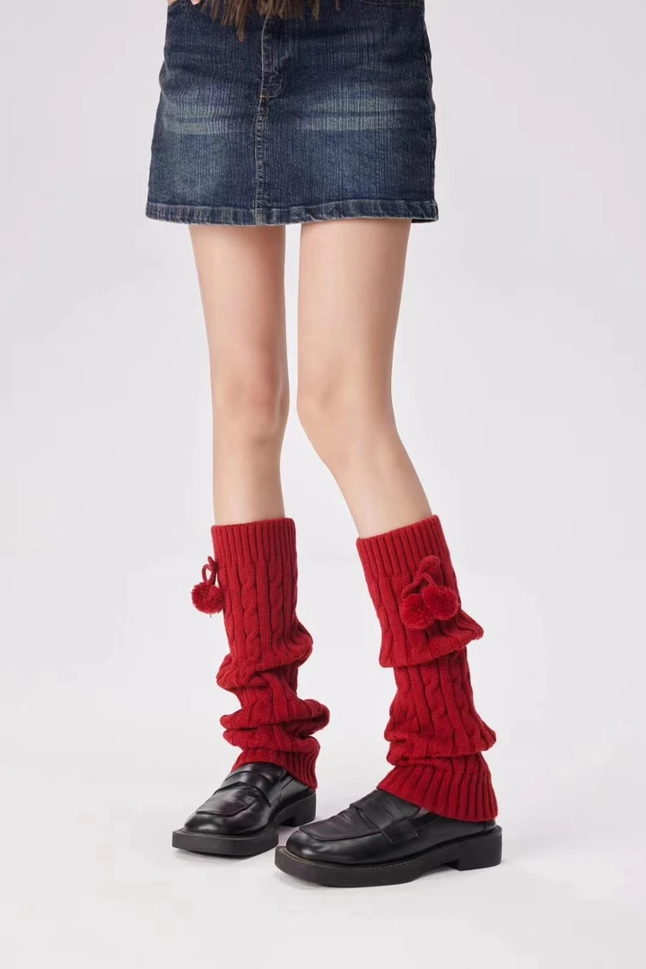 【 七双袜子，必包含一双红色厚款袜套】粉丝福利年底清仓福袋