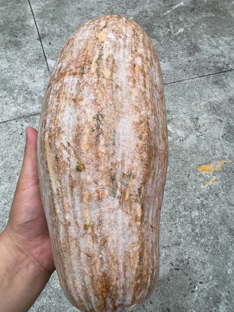 云南新鲜甜糯粉面老南瓜水果口感香甜美味