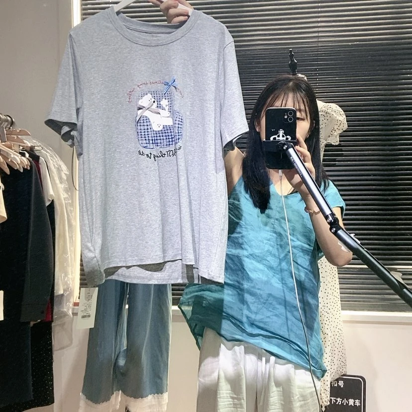 【闪购商品】灰色短袖