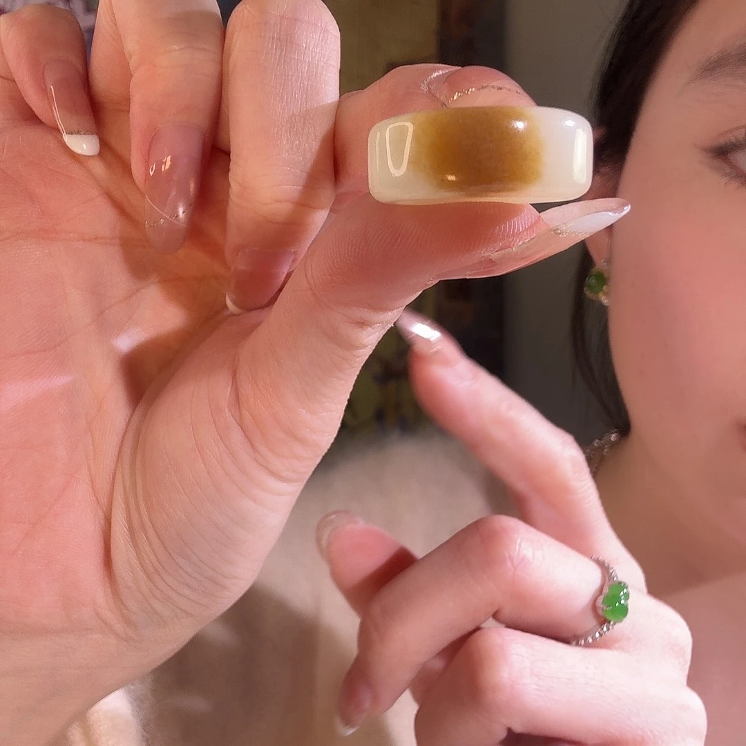 和田玉（糖玉）未镶嵌戒指