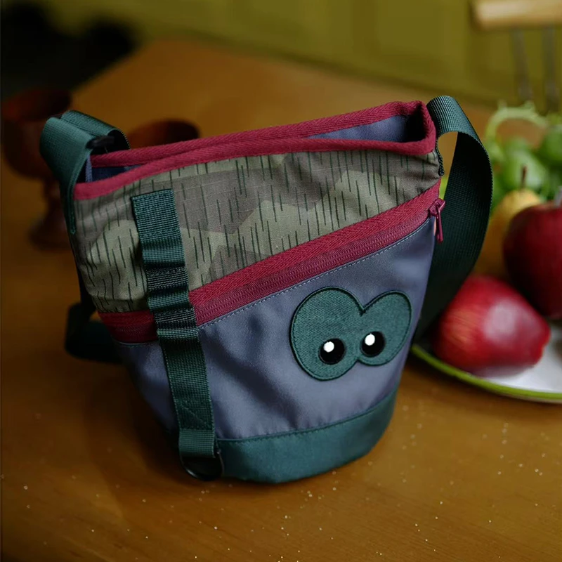 housedesign原创2025夏新小众休闲可爱单肩斜挎包撞色时尚水桶包