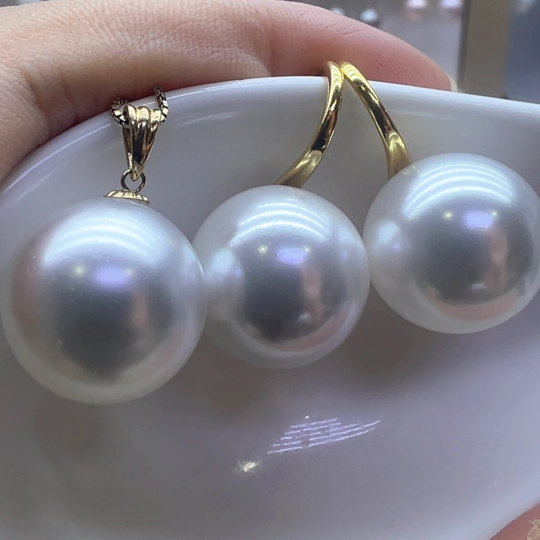 淡水珍珠18K金镶嵌吊坠(赠链)